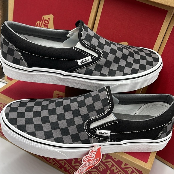 Vans WMNS Classic Slip-On Black/Pewter Checkerboard 
VN000EYEBPJ
Sneakers - Picture 11 of 16